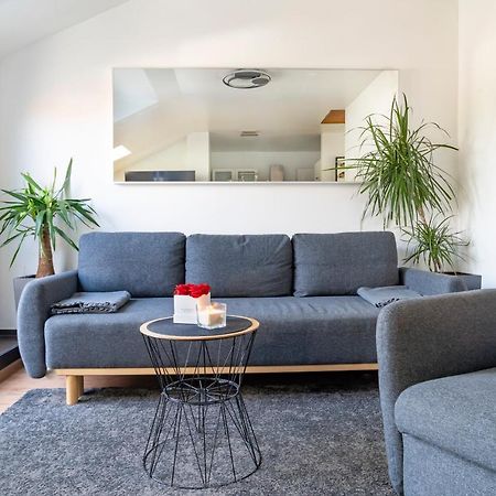 Stylish 2 Room Maisonette Hannover - Contactless Check-In Экстерьер фото